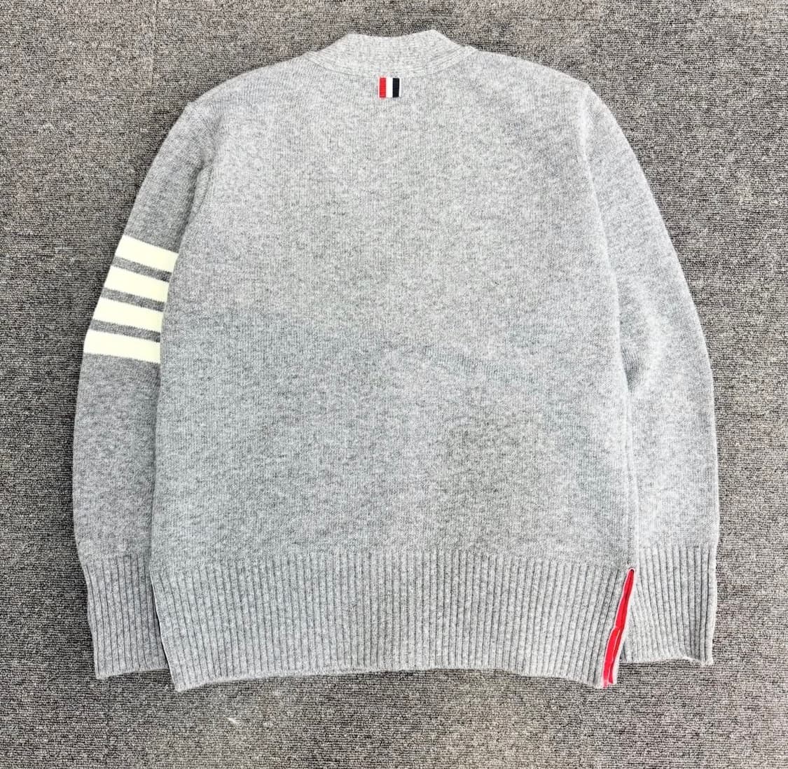 톰브라운 상품이미지2