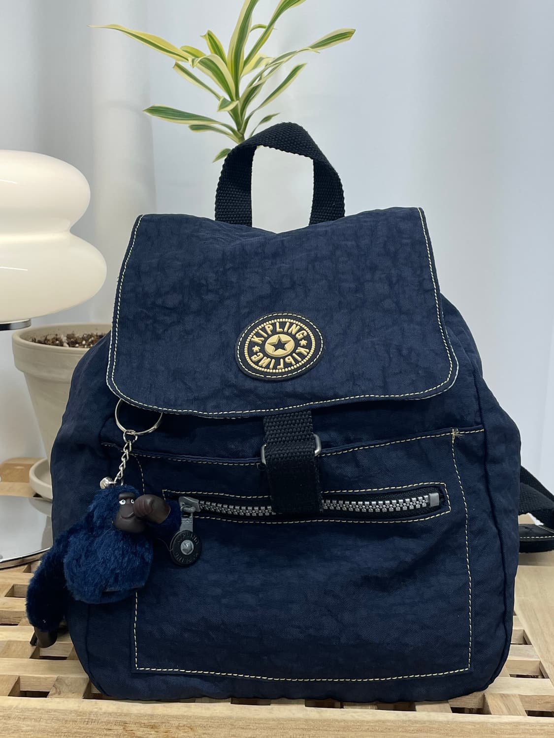 📍키플링 네이비 백팩 상품이미지1