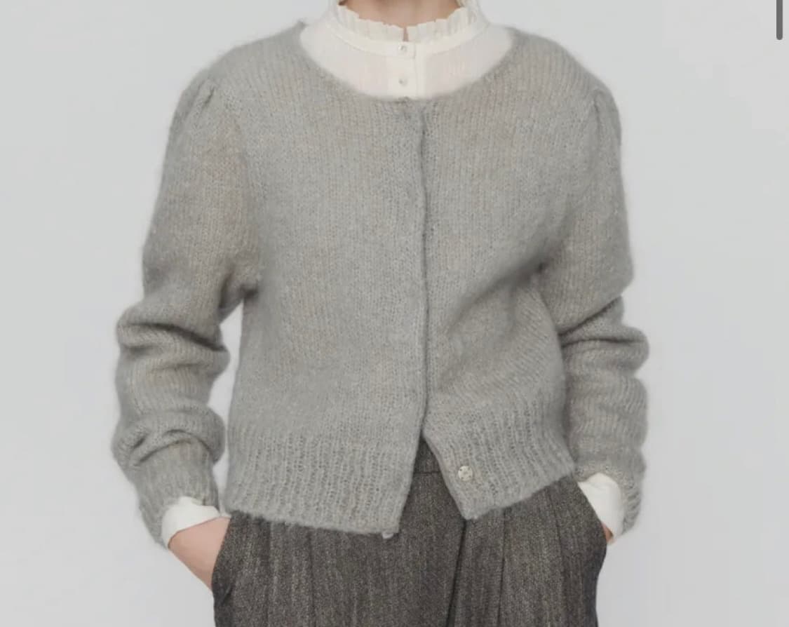 (오늘만급처)아모멘토 뉴그랜마 가디건 라이트그레이 새상품 상품이미지1