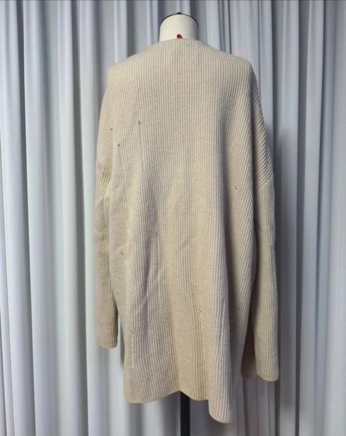 국내디자이너 브랜드 쟈니해잇재즈 베이지 디스트로이드 오버사이즈 가디건 상품이미지4