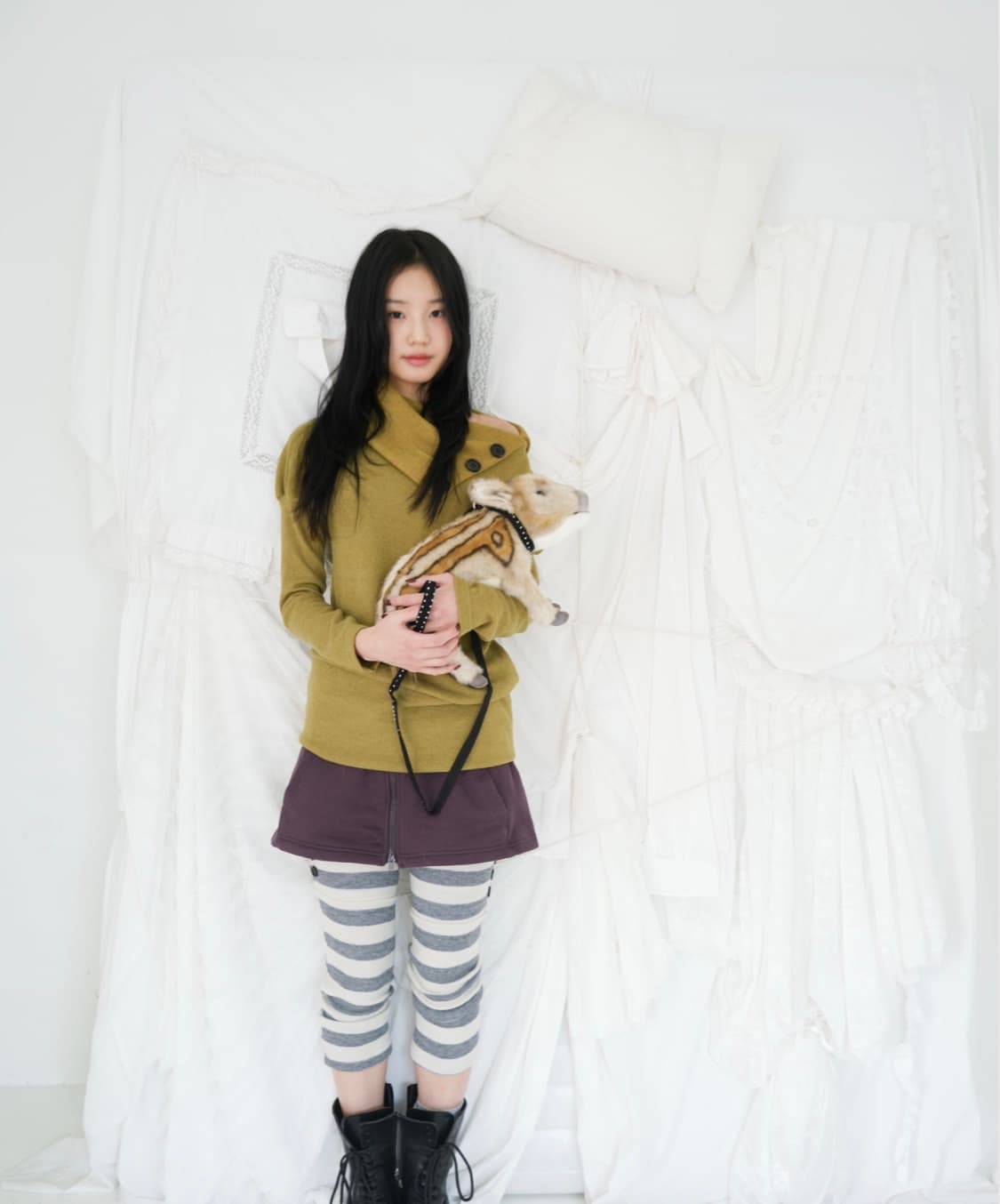 인앤양인하모니 나나 터틀넥 올리브 상품이미지1