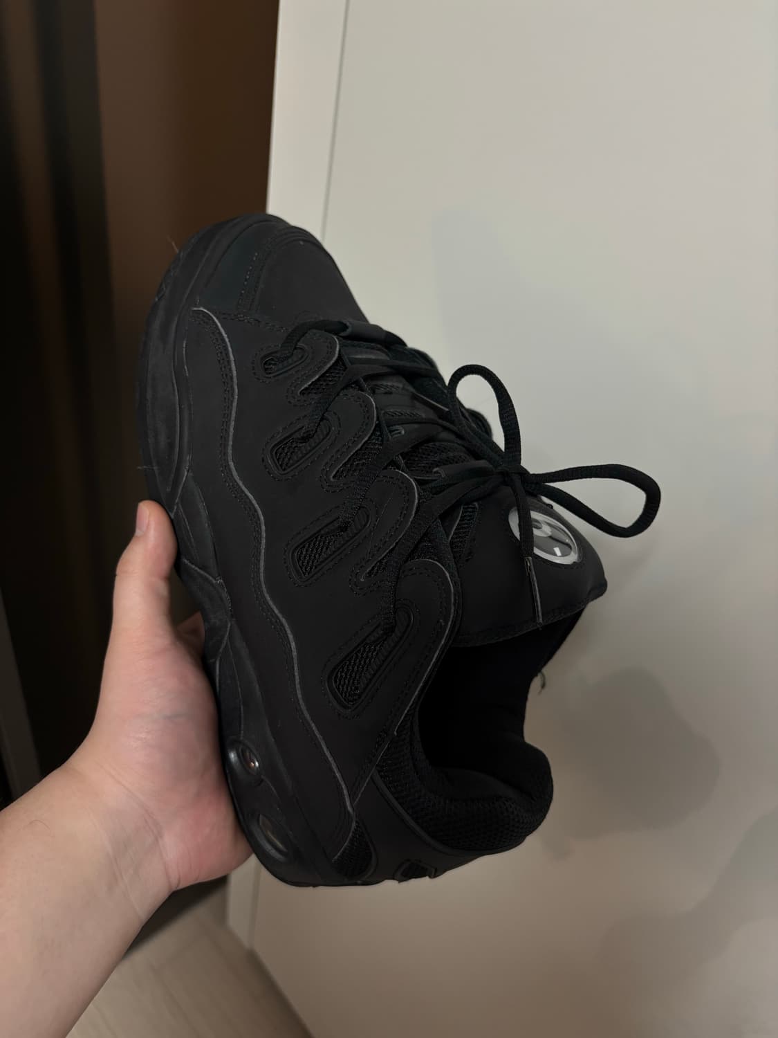 오시리스 D3 2001 OG black 상품이미지3