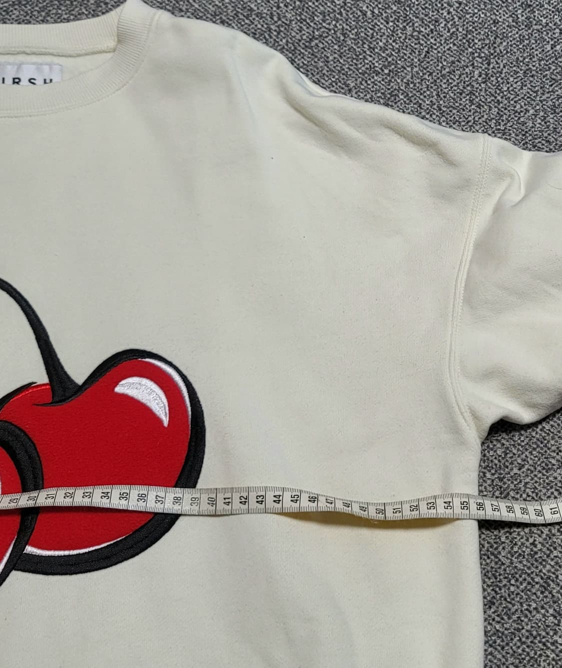 키르시 빅 체리 맨투맨 아이보리 사이즈  1  오버사이즈 상품이미지5