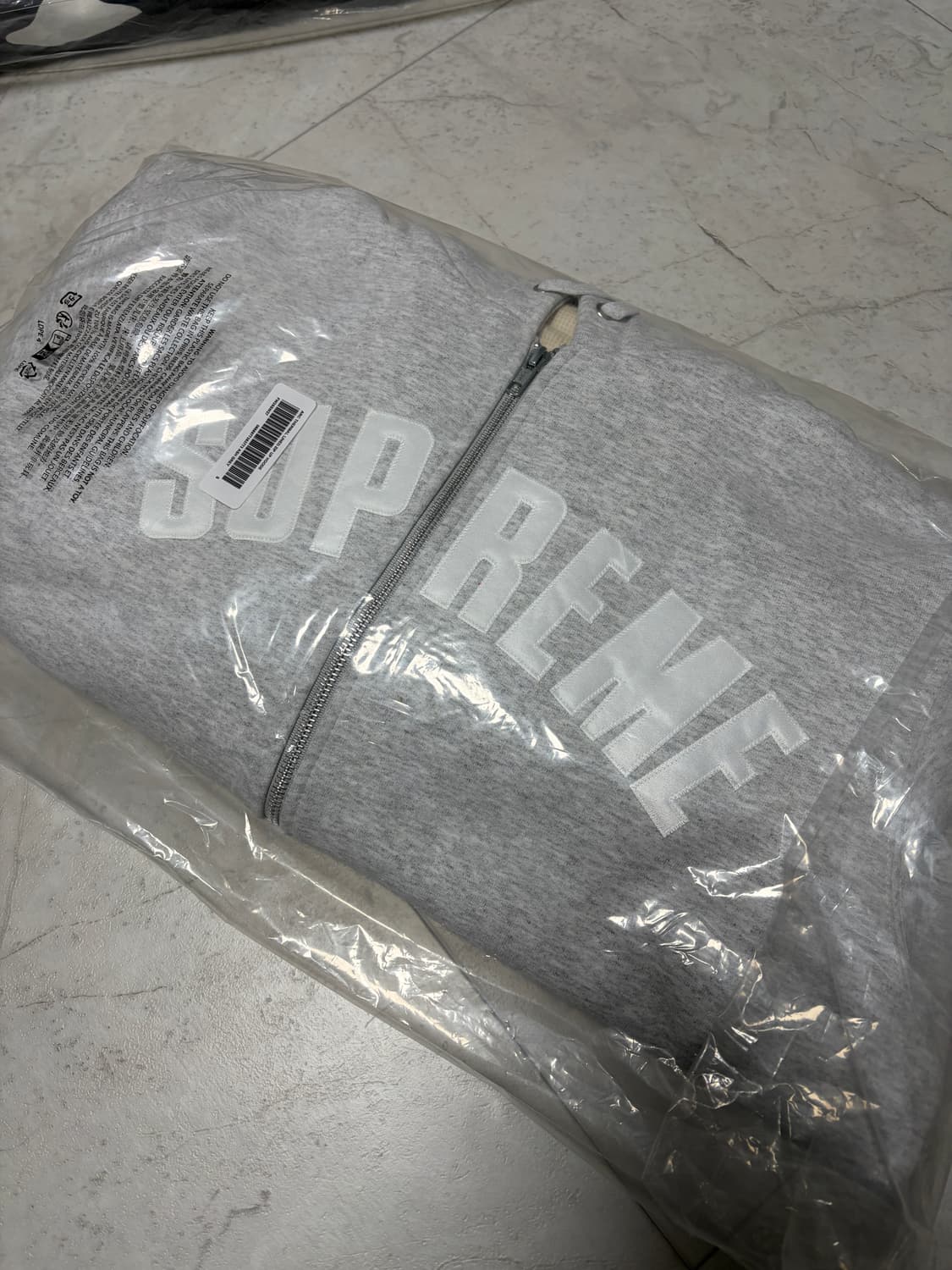 슈프림 아크 써멀 라인드 집업 후드 스웨트셔츠 애쉬 그레이 - 25FW 상품이미지3