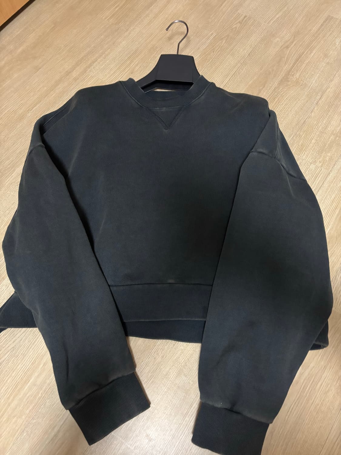 엔타이어 스튜디오 박스크루넥 맨투맨xs 상품이미지1