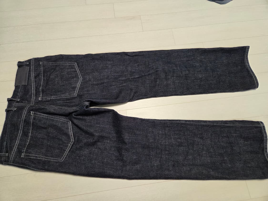 포터리 셀비지 데님 2사이즈 팝니다. 상품이미지3