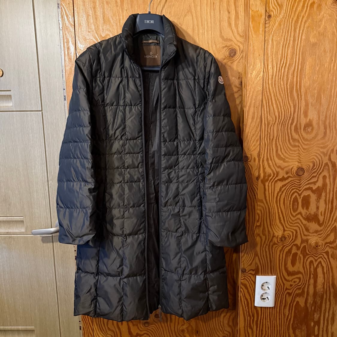 감정서 포함) 몽클레어 패딩 판매 합니다. 상품이미지1