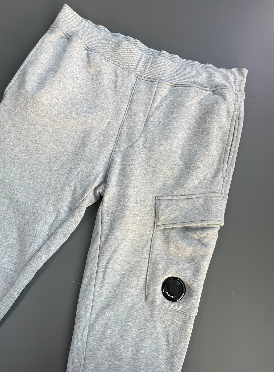 [M] CP컴퍼니 씨피 컴퍼니 렌즈 코튼 트레이닝 팬츠 상품이미지4