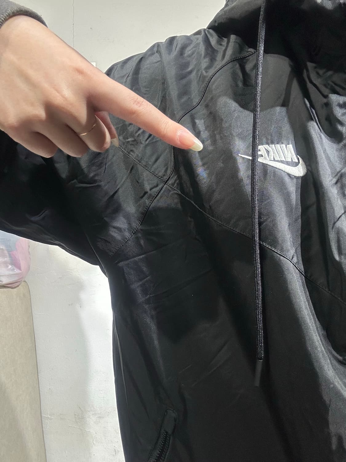 나이키 블랙 윈드러너 바람막이 트랙 자켓 XS 상품이미지4