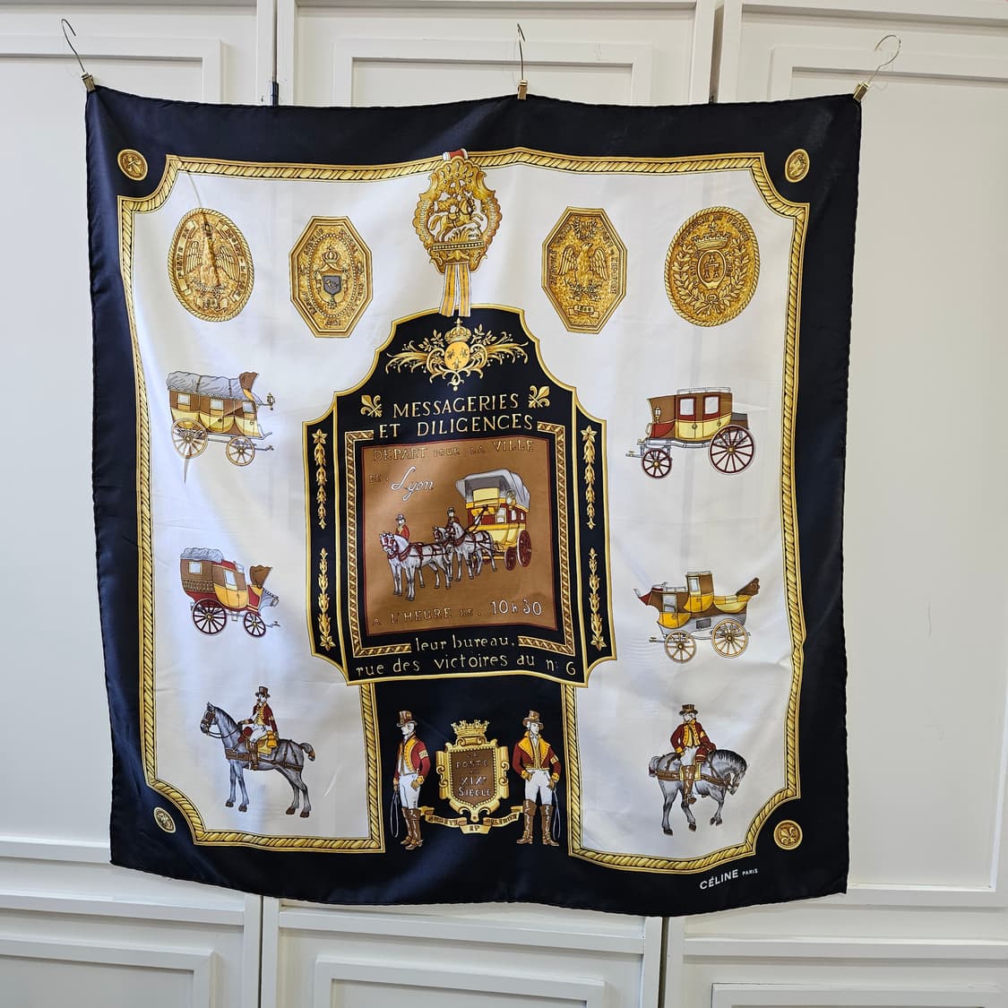 셀린느 빈티지 실크스카프 상품이미지1