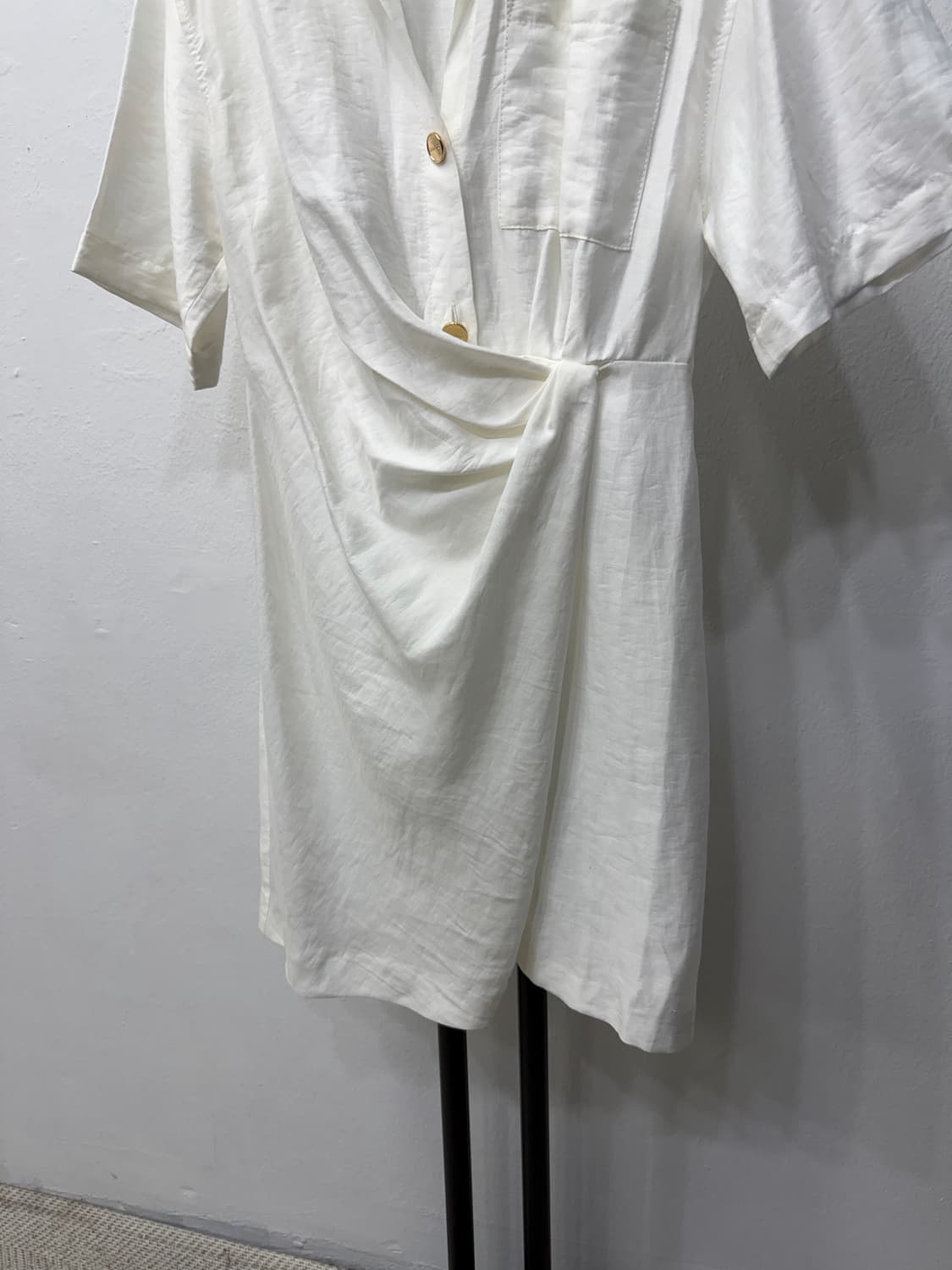 정품) 산드로 화이트 셔츠형 원피스 34 상품이미지4