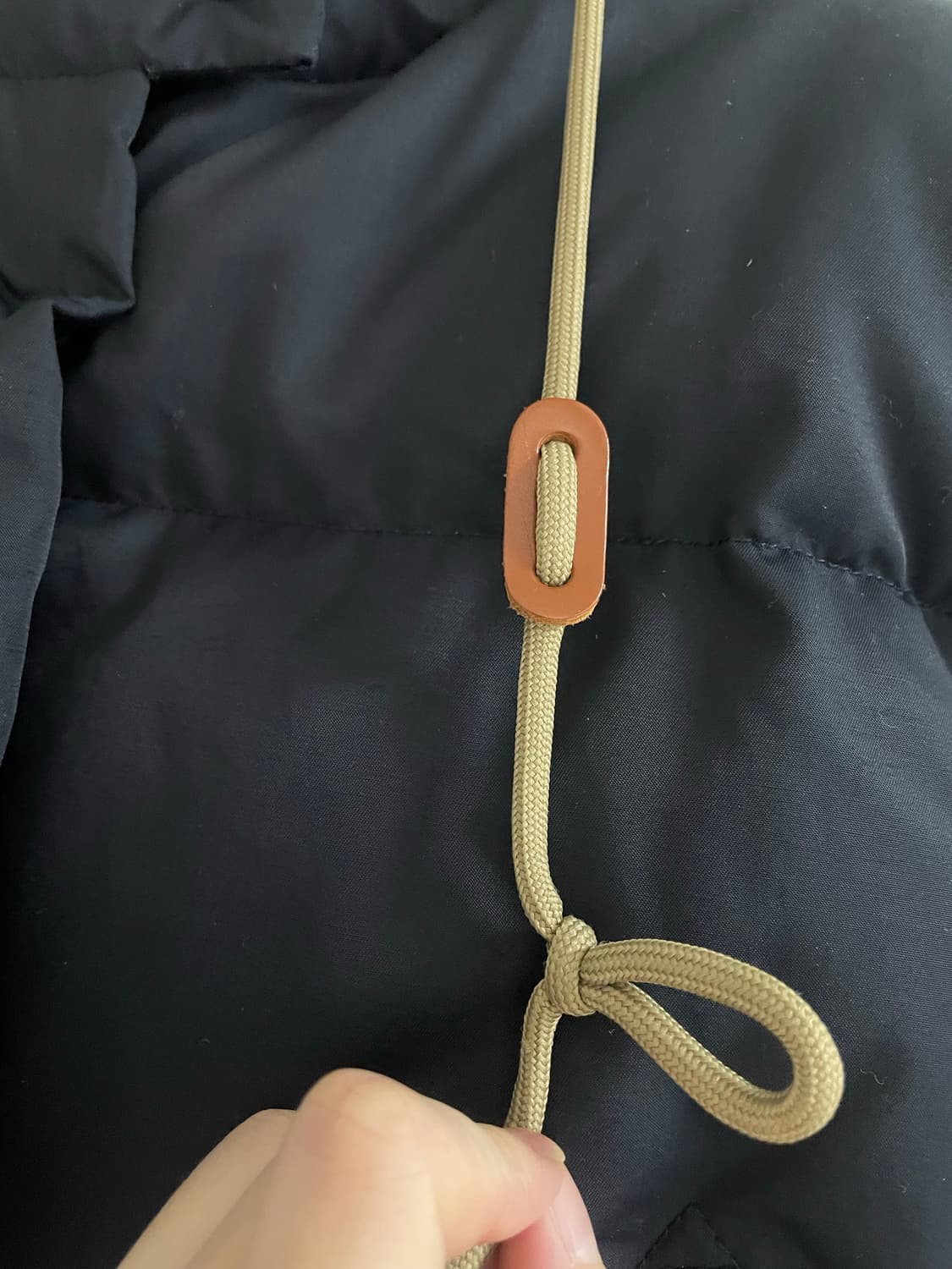 낫띵리튼 패딩 상품이미지7