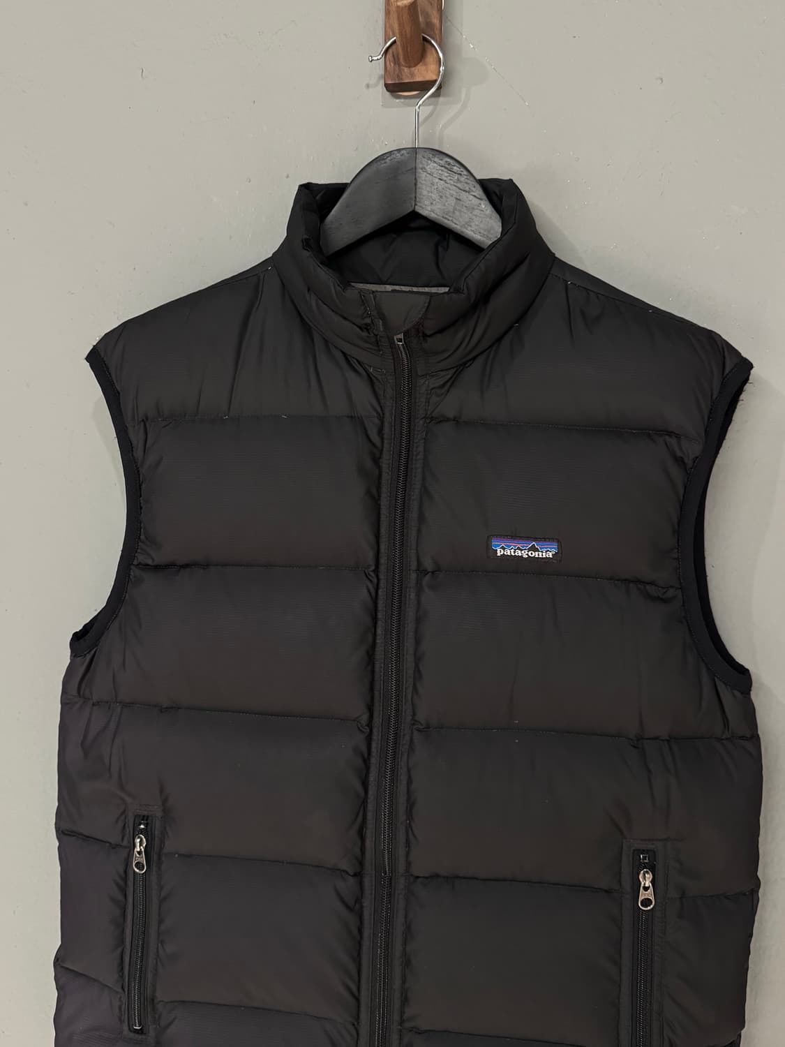 파타고니아 다운 푸퍼 패딩베스트  상품이미지3