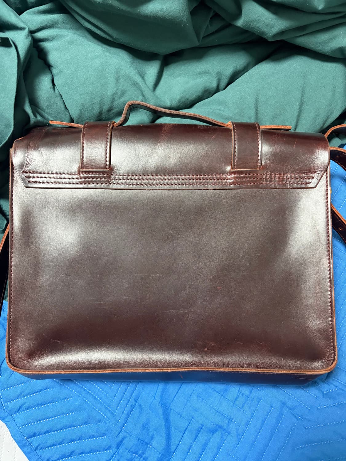 닥터마틴 사첼백 13인치 브라운 상품이미지3