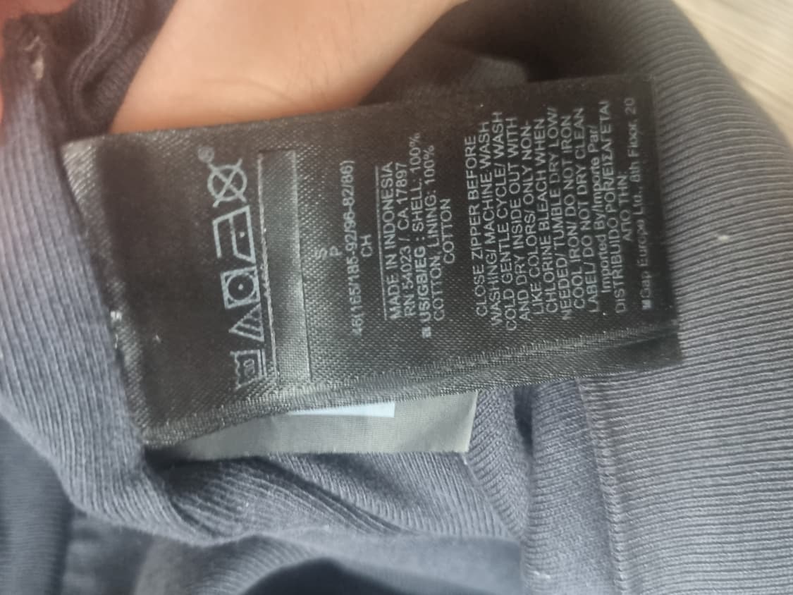 Yeezy gap 후드집업 포에틱 블랙 상품이미지4