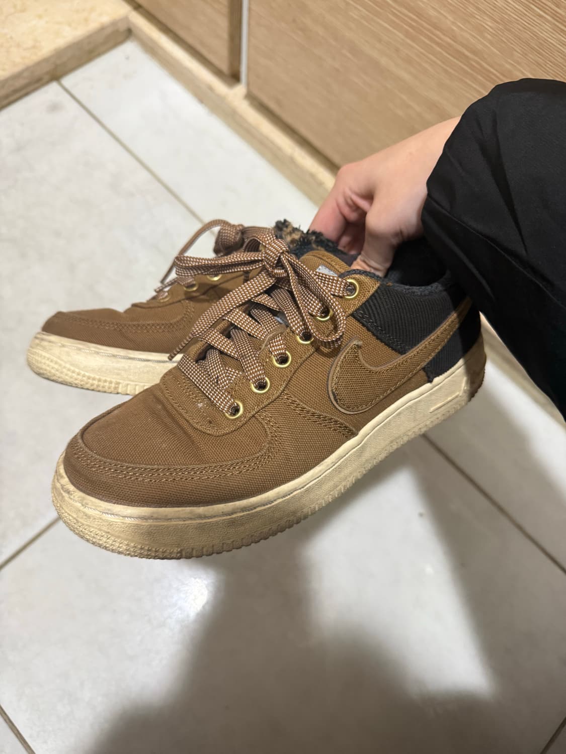 (재당근) [235] 나이키X칼하트 에어포스원 콜라보 상품이미지1