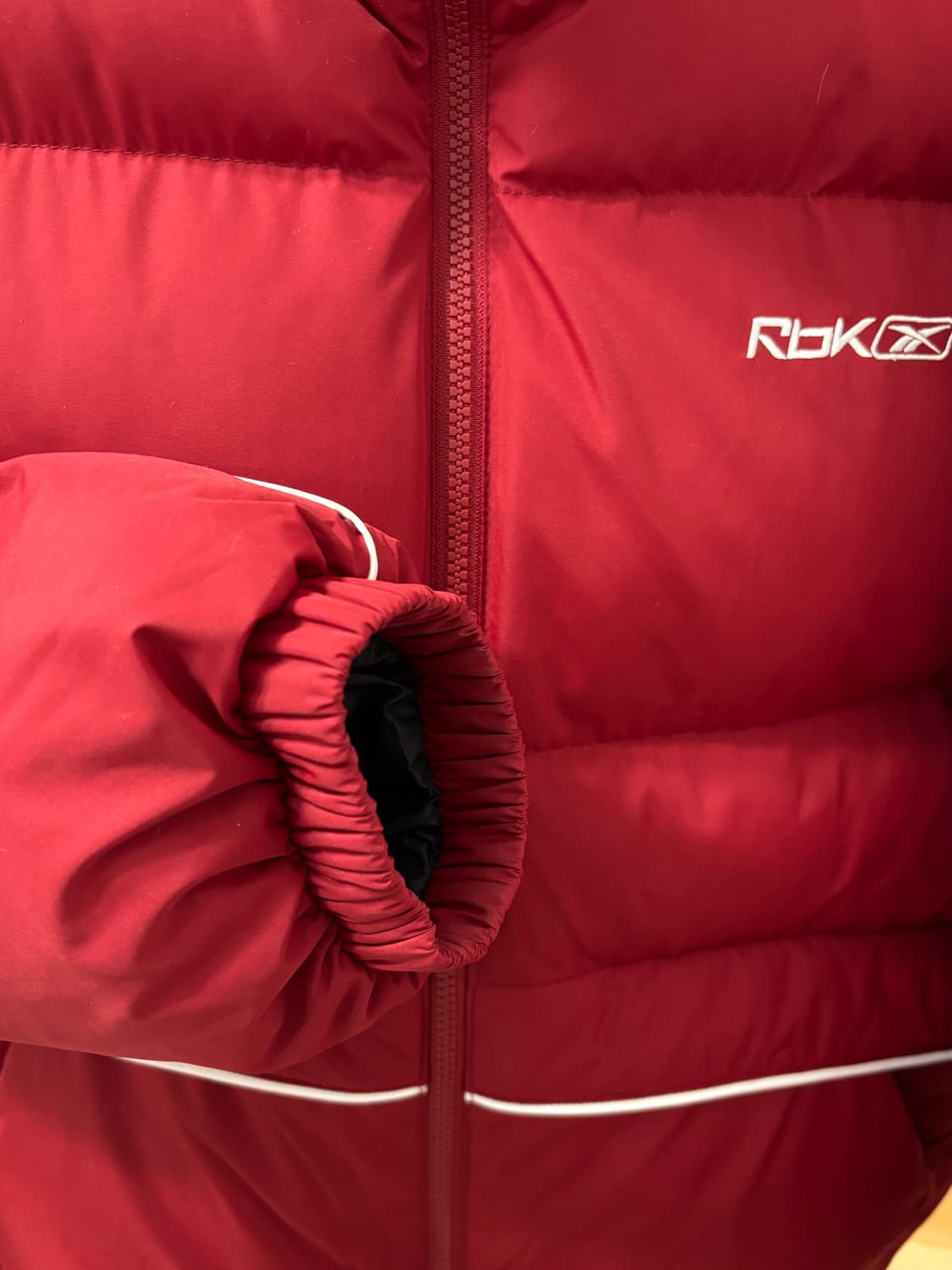 리복 프리미엄 볼패딩 레드 (서지수님 착용) 상품이미지5