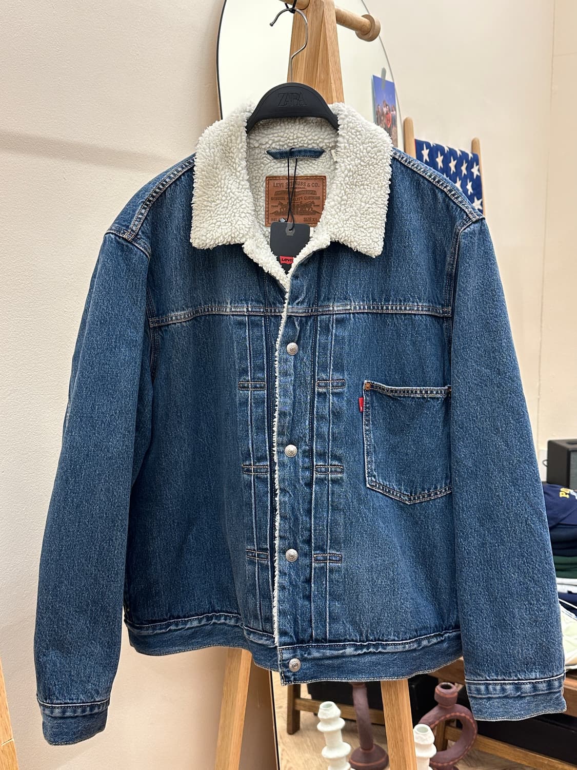 [새제품] 리바이스 TYPE11세대 쉐르파 데님 트러커 L 상품이미지1