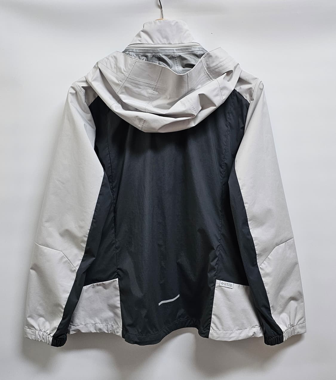 네파 여성 고어텍스 후드 바람막이 105 상품이미지2