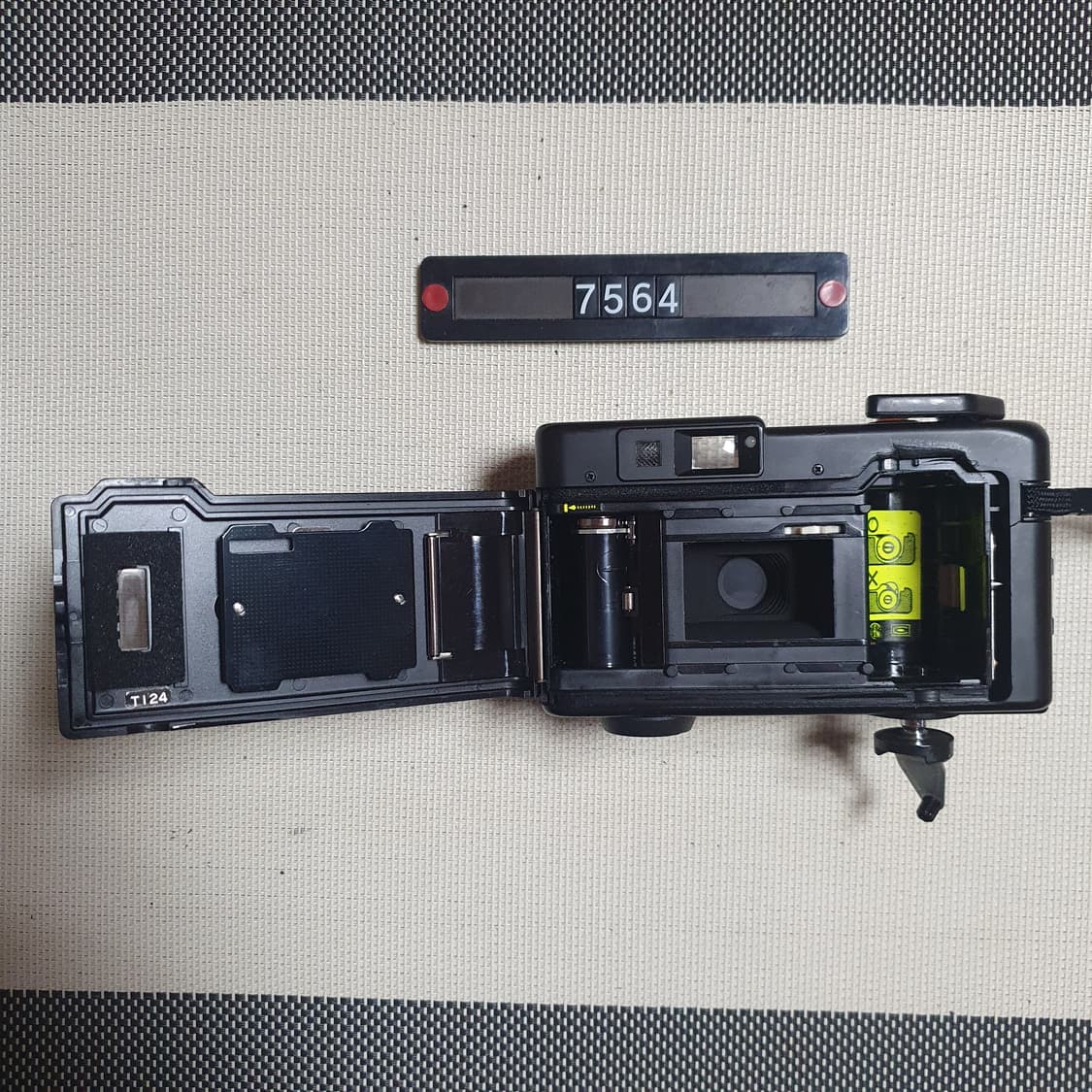 치논 35 F 이지 로딩 필름카메라 상품이미지5