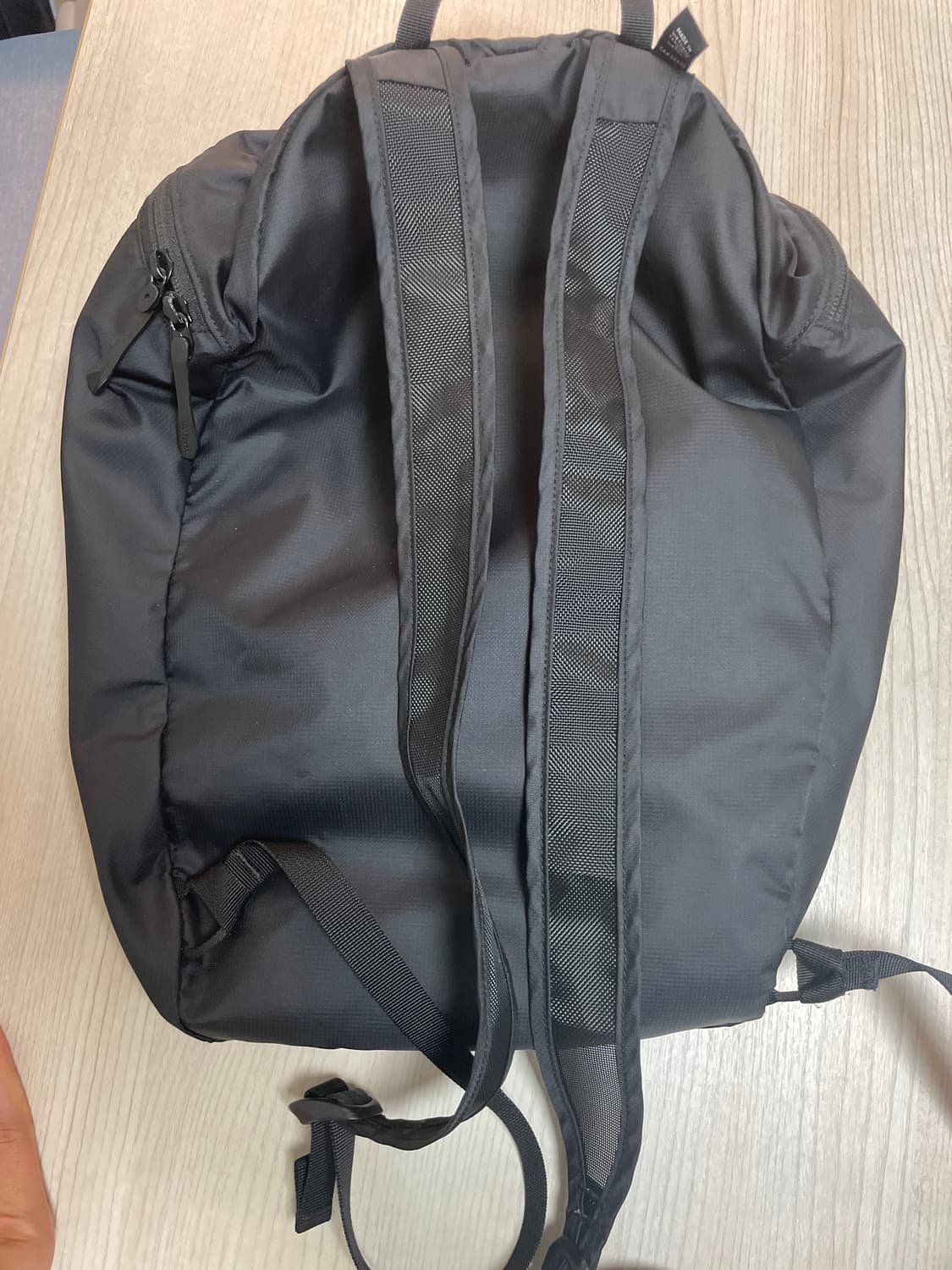 아크테릭스 헬리아드 15 백팩 블랙 상품이미지3