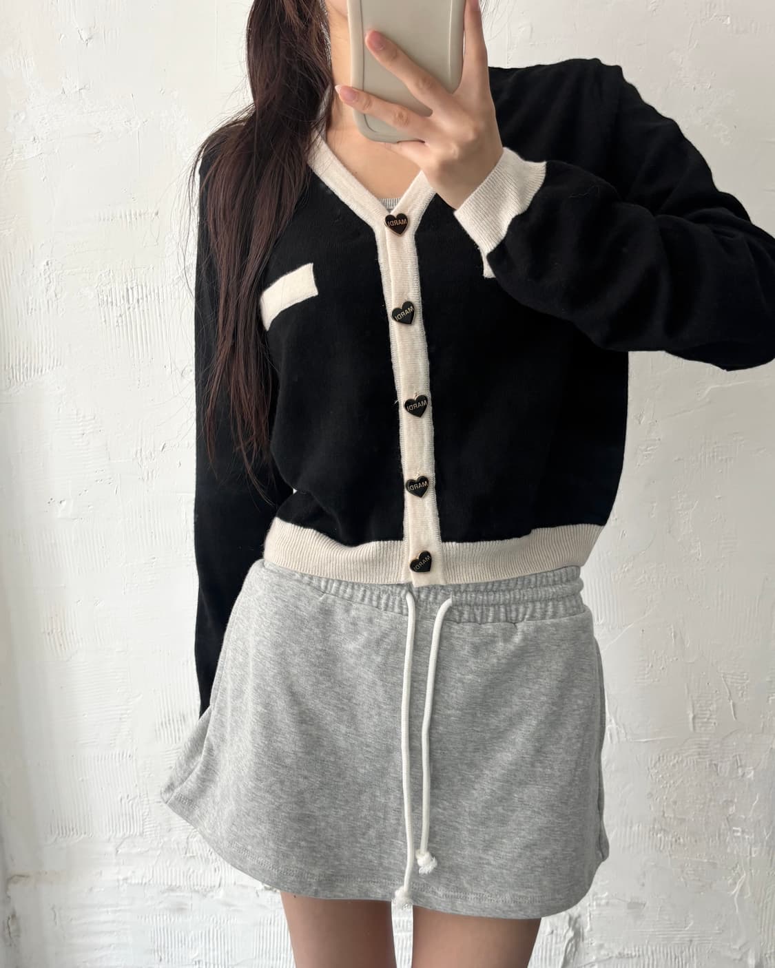 Mardi Mercredi 마르디 메크르디 하트 버튼 배색 크롭 가디건 상품이미지1