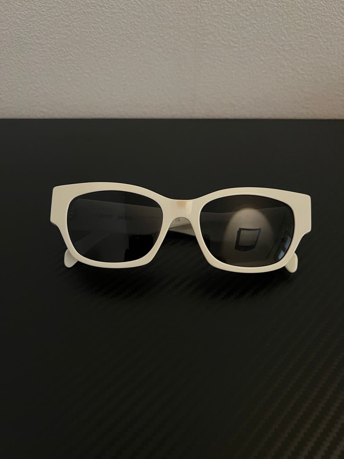 셀린느 모노크롬 선글라스 상품이미지1