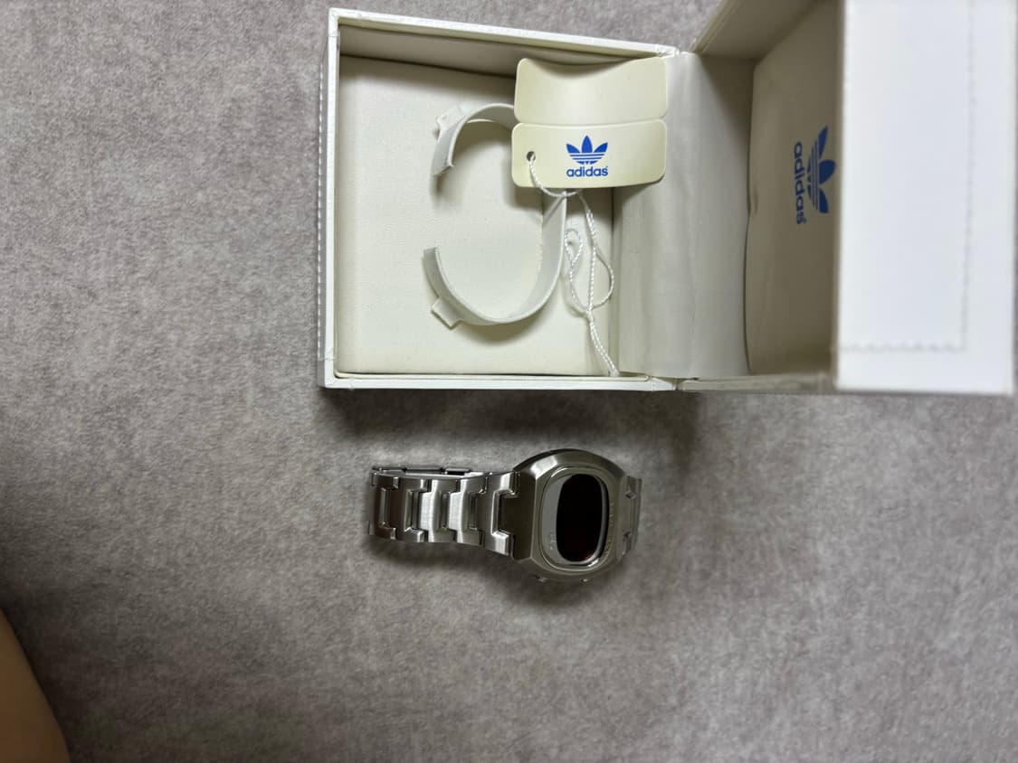 아디다스 레트로 led 시계 상품이미지2