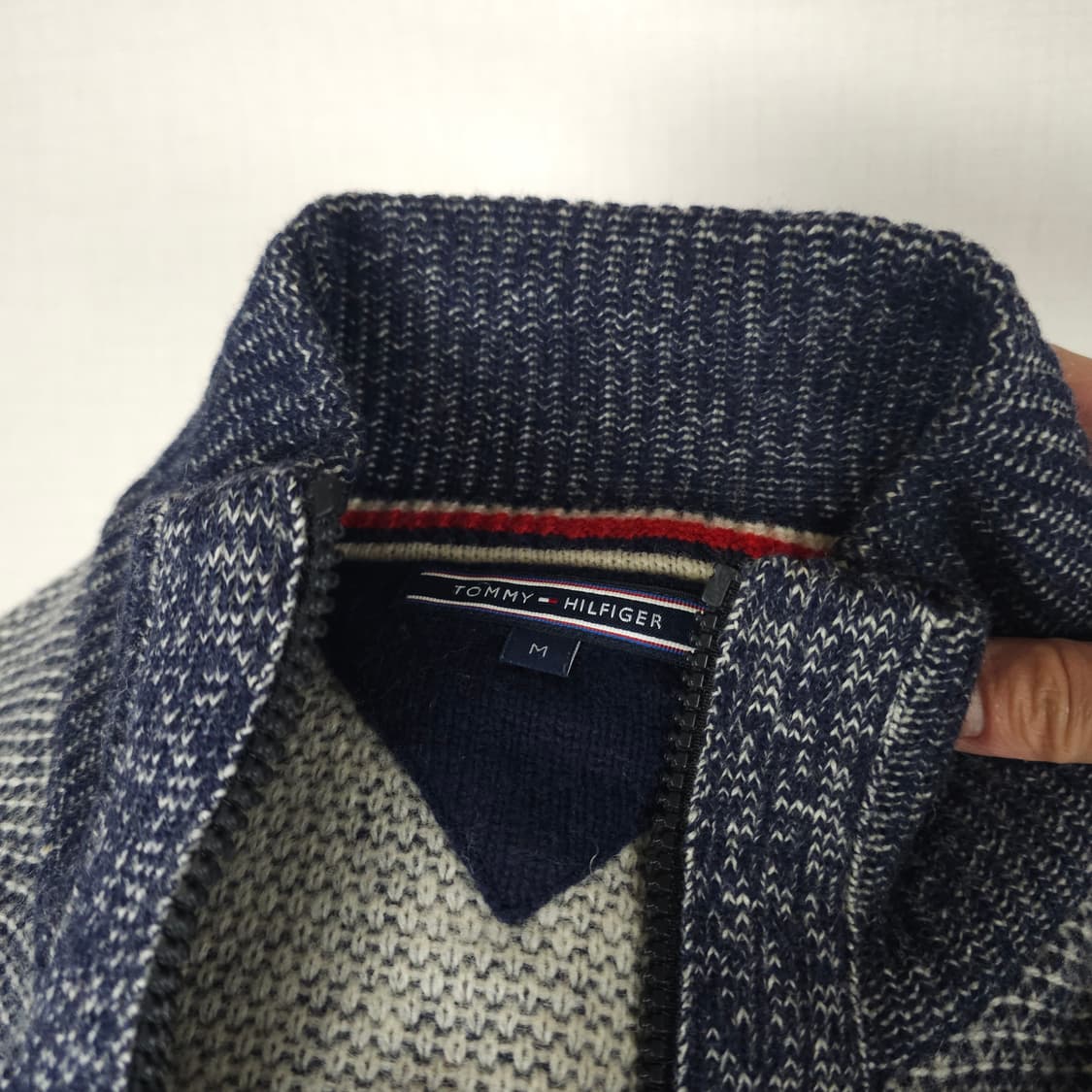 타미힐피거 니트집업 남자95사이즈  상품이미지3