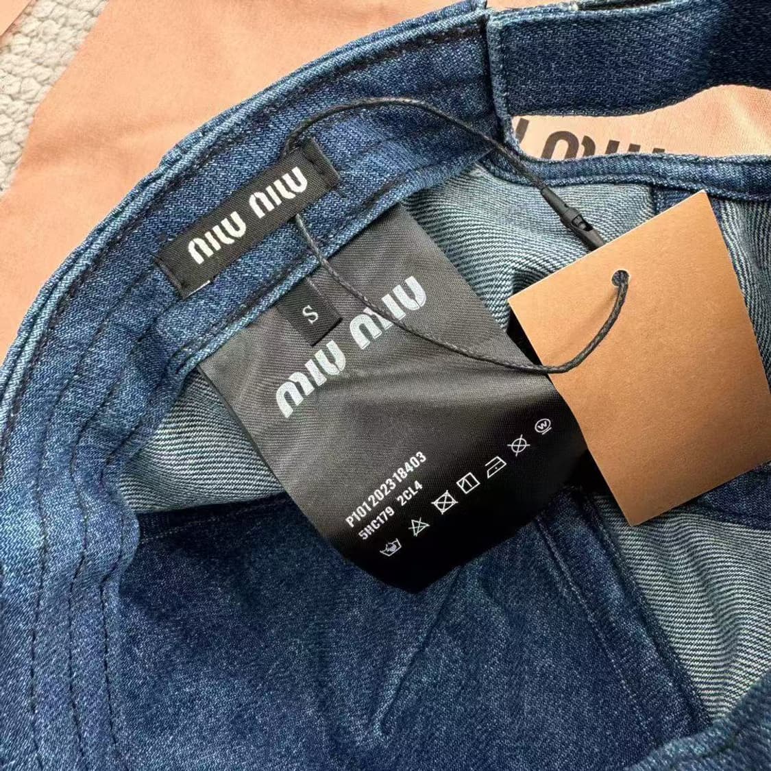 미우 미우 데님 베이스볼 캡 네이비 상품이미지5