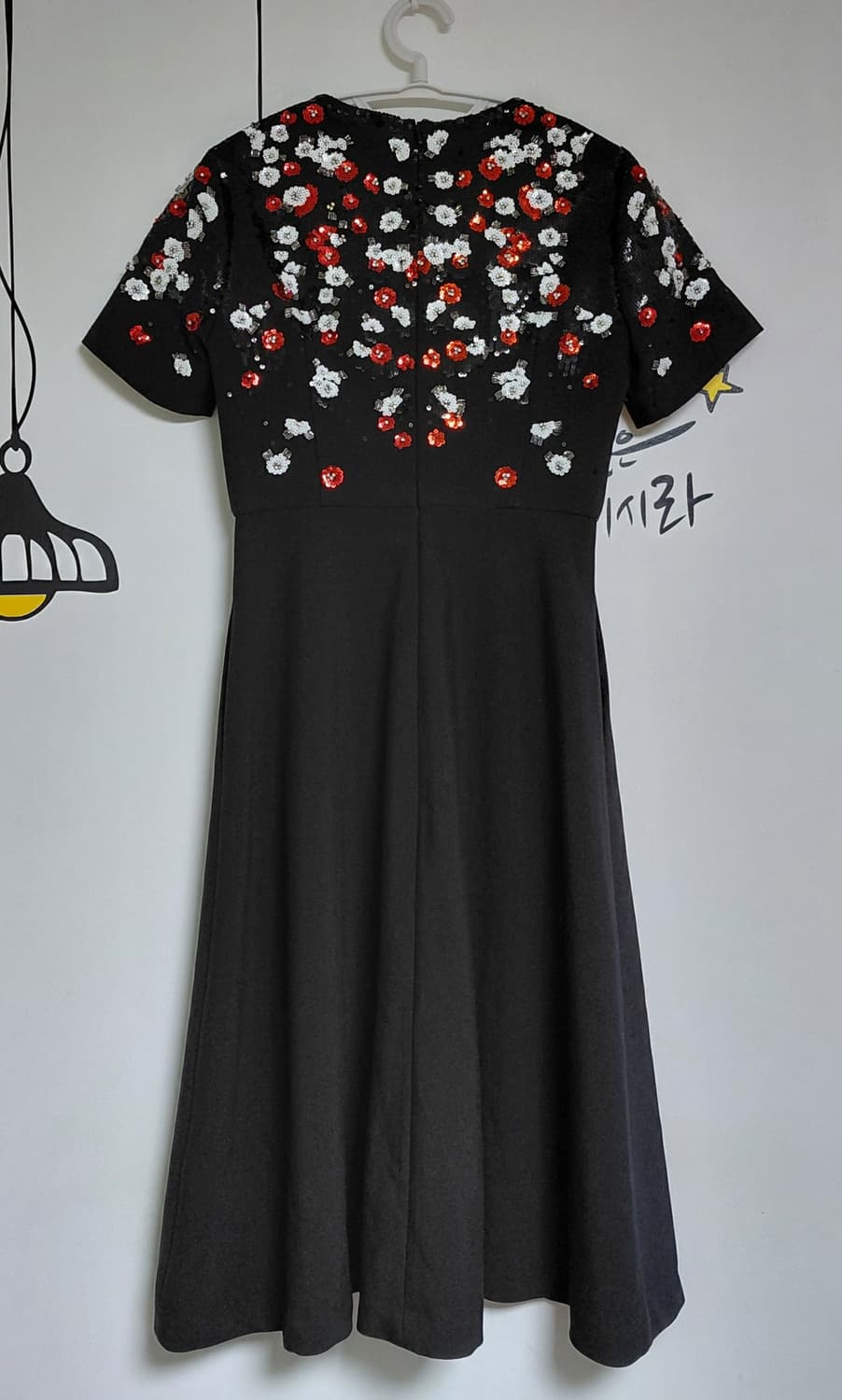 [정품] VALENTINO ROMA 시퀸 플라워 비즈 자수 원피스 상품이미지7