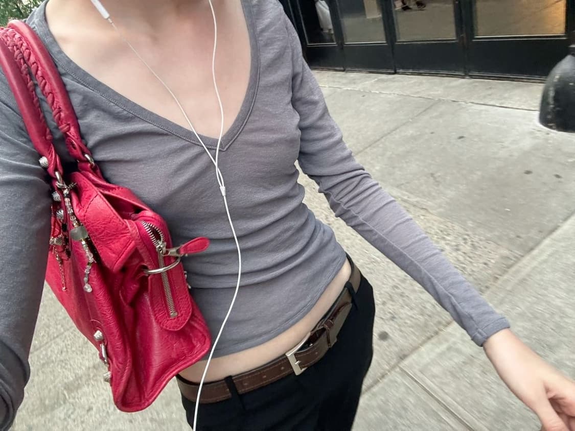 발렌시아가 클래식 모터백 딥레드 상품이미지7