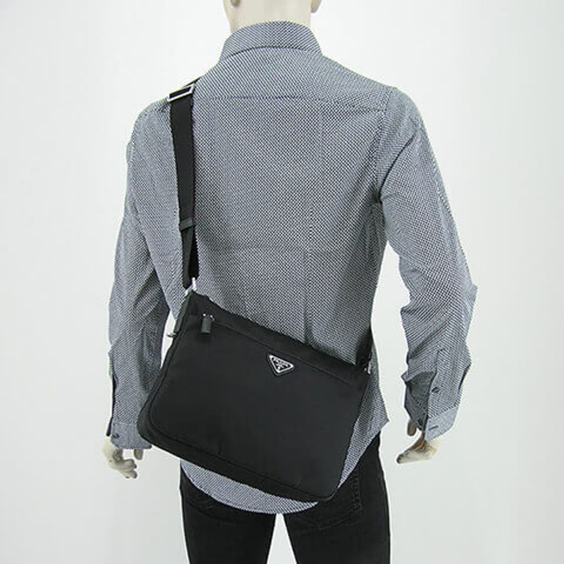 프라다 삼각로고 나일론 숄더백 크로스백 블랙 1bc421 상품이미지10