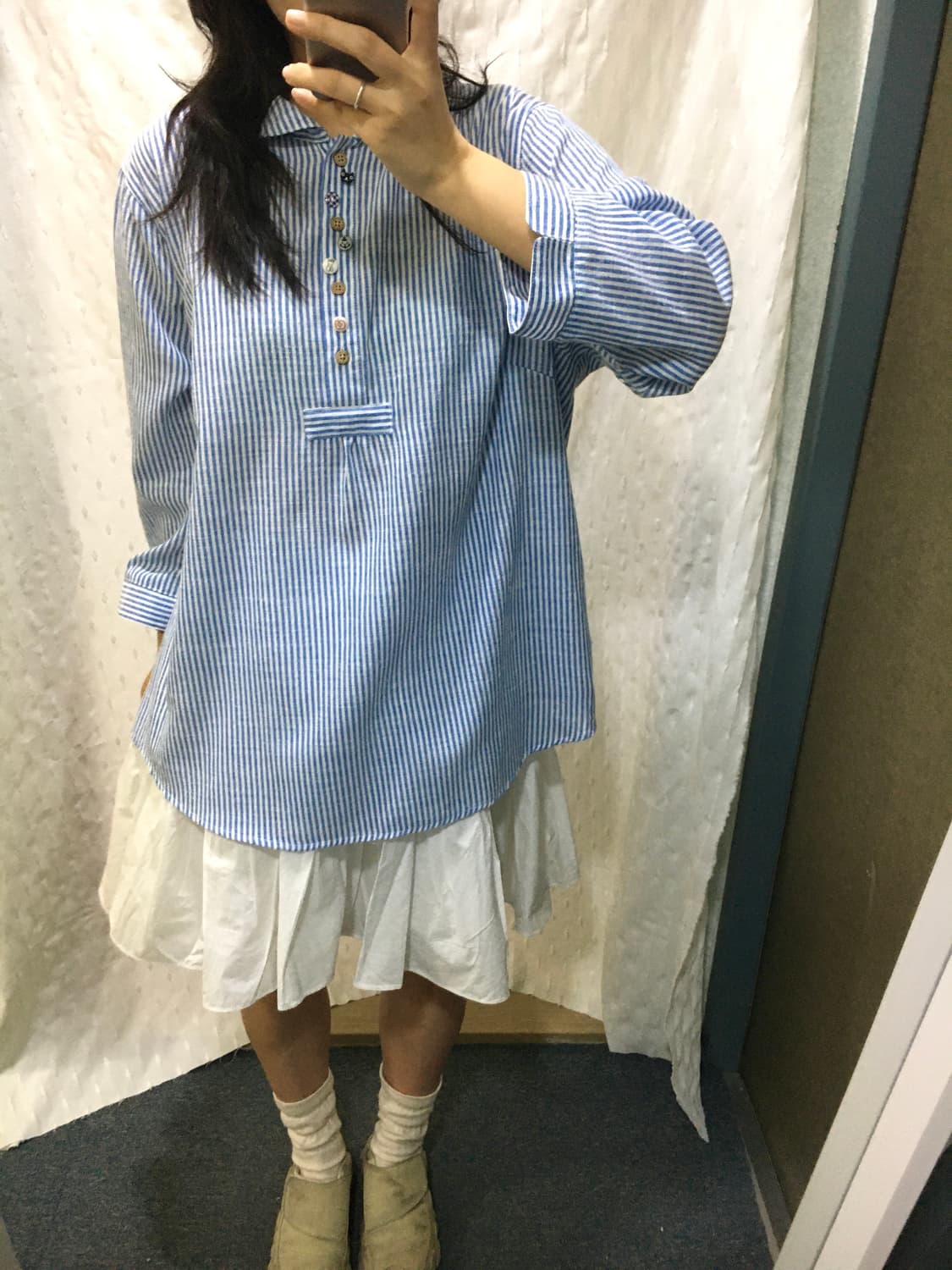 스트라이프 포인트 단추 블라우스 상품이미지4