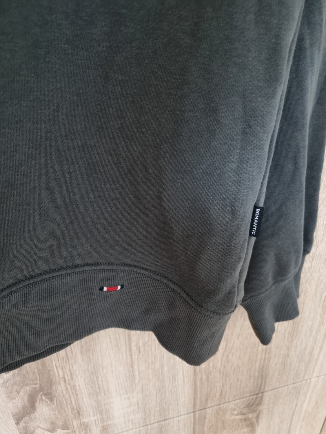 로맨틱크라운 프린팅맨투맨 상품이미지5