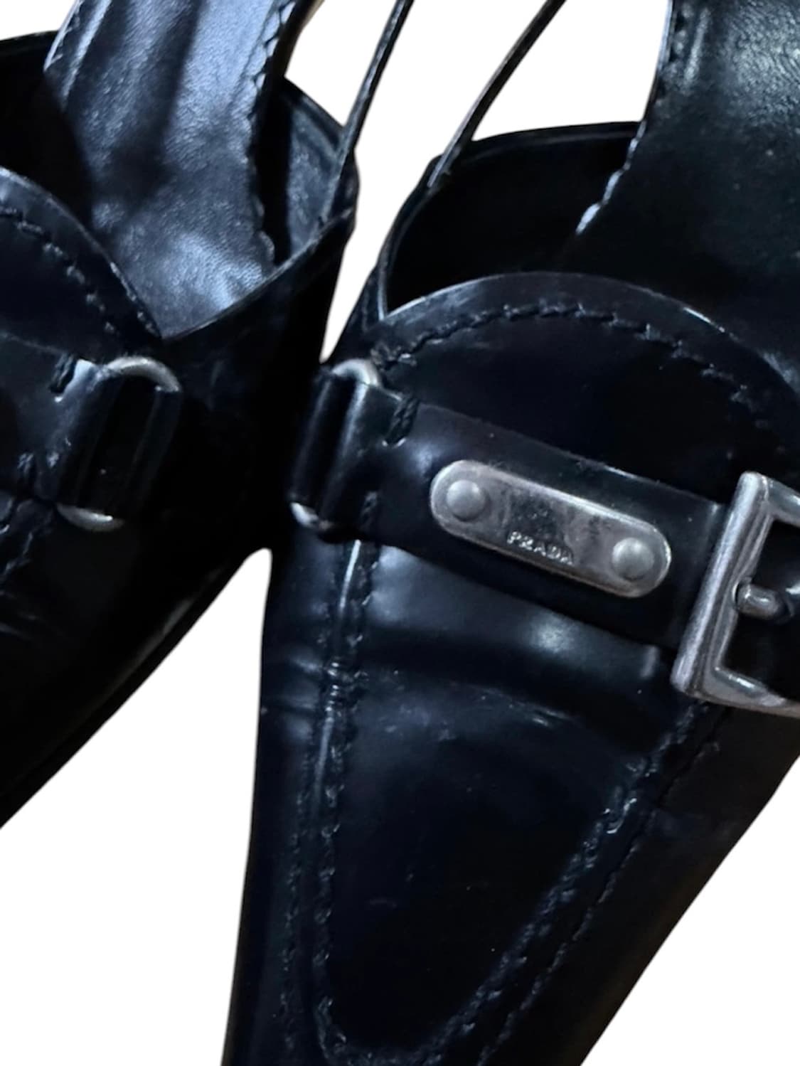 Prada 프라다 벨티드 실버 로고 구두 슬링백 상품이미지2