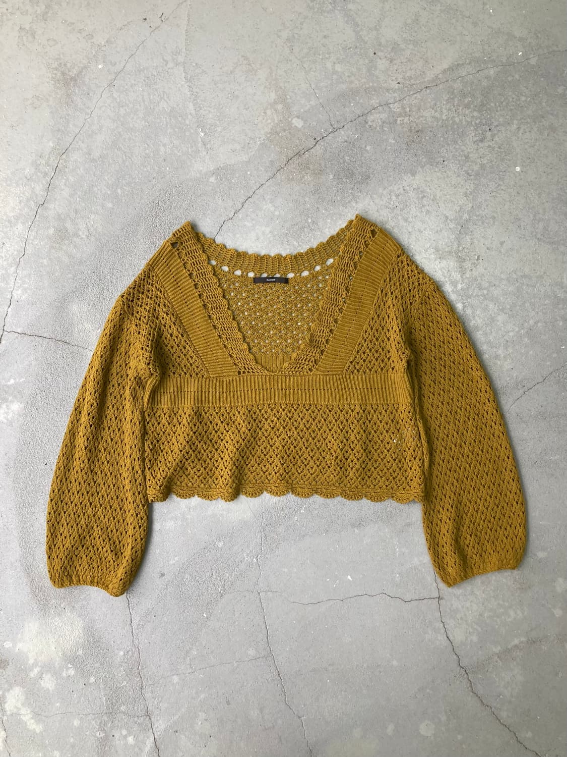 mustard v-neck knitted sweater 상품이미지1