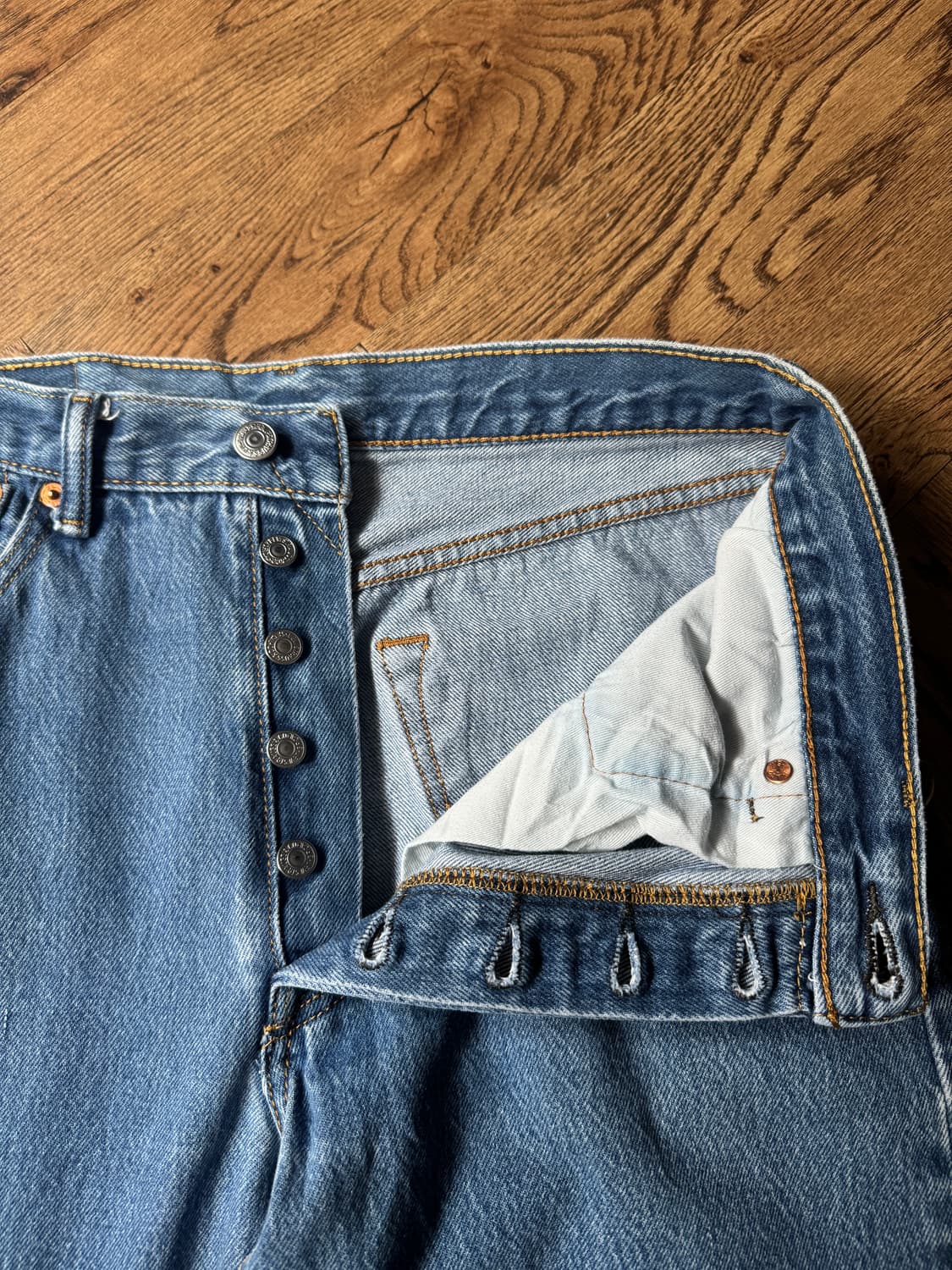 [33]리바이스 501 미디엄블루 스트레이트 데님 팬츠 상품이미지2