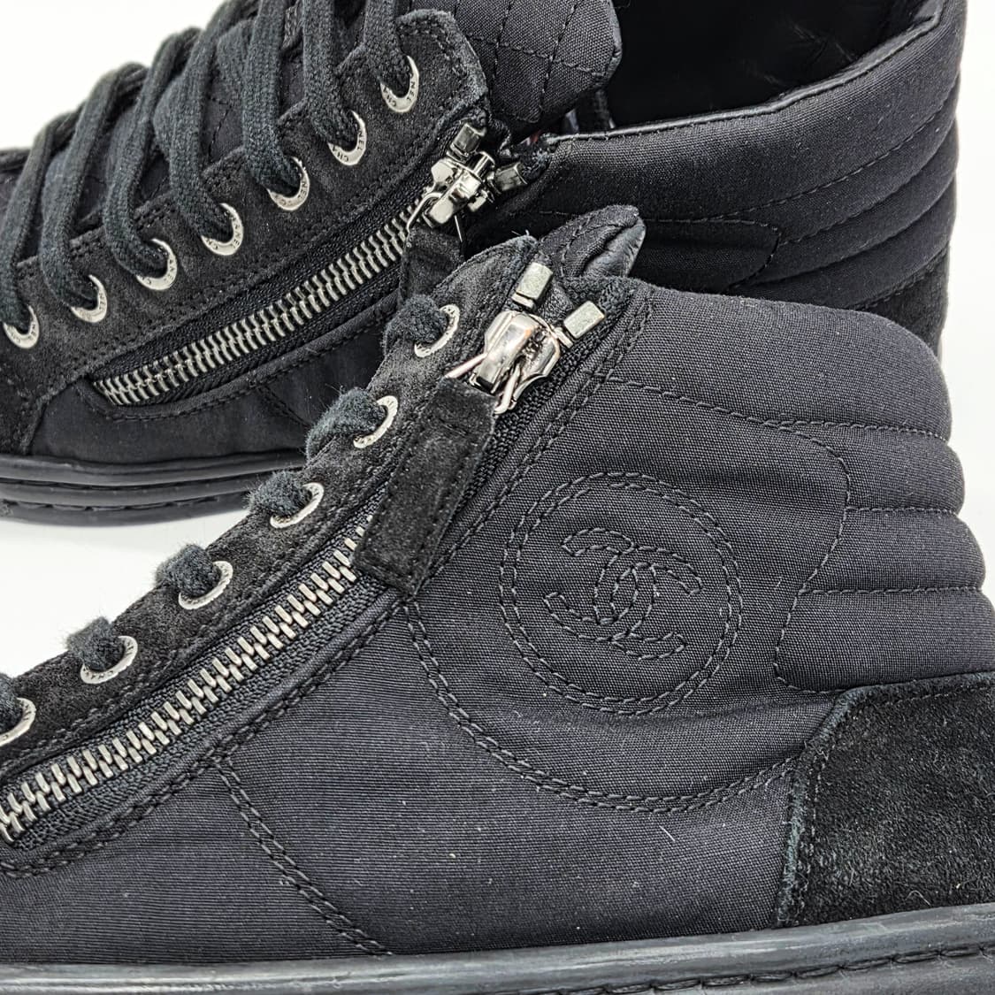  샤넬 우먼스 CC로고 하이탑 스니커즈 블랙 (36)   상품이미지4