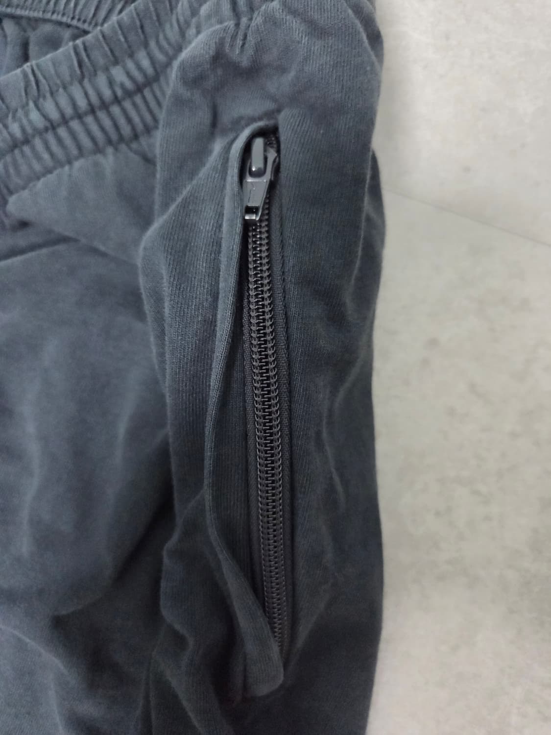 Yeezy Gap 후드 조거팬츠 라지 상품이미지3