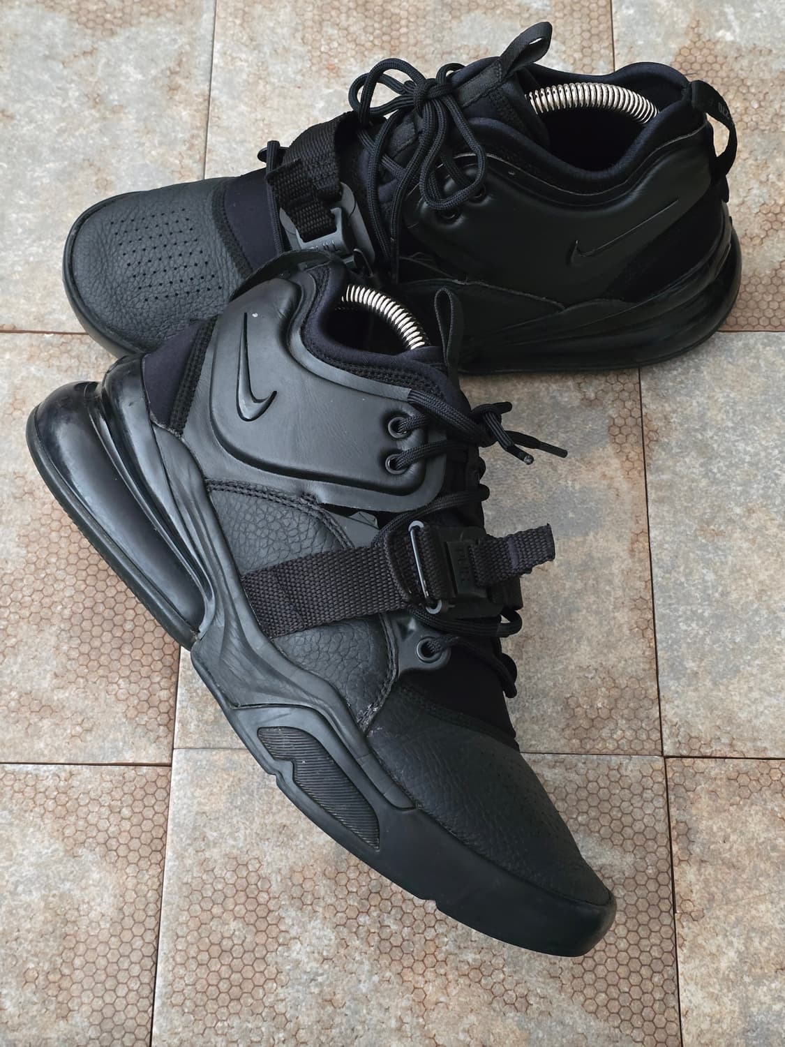 (265)나이키 에어포스 270 트리플 블랙  상품이미지8