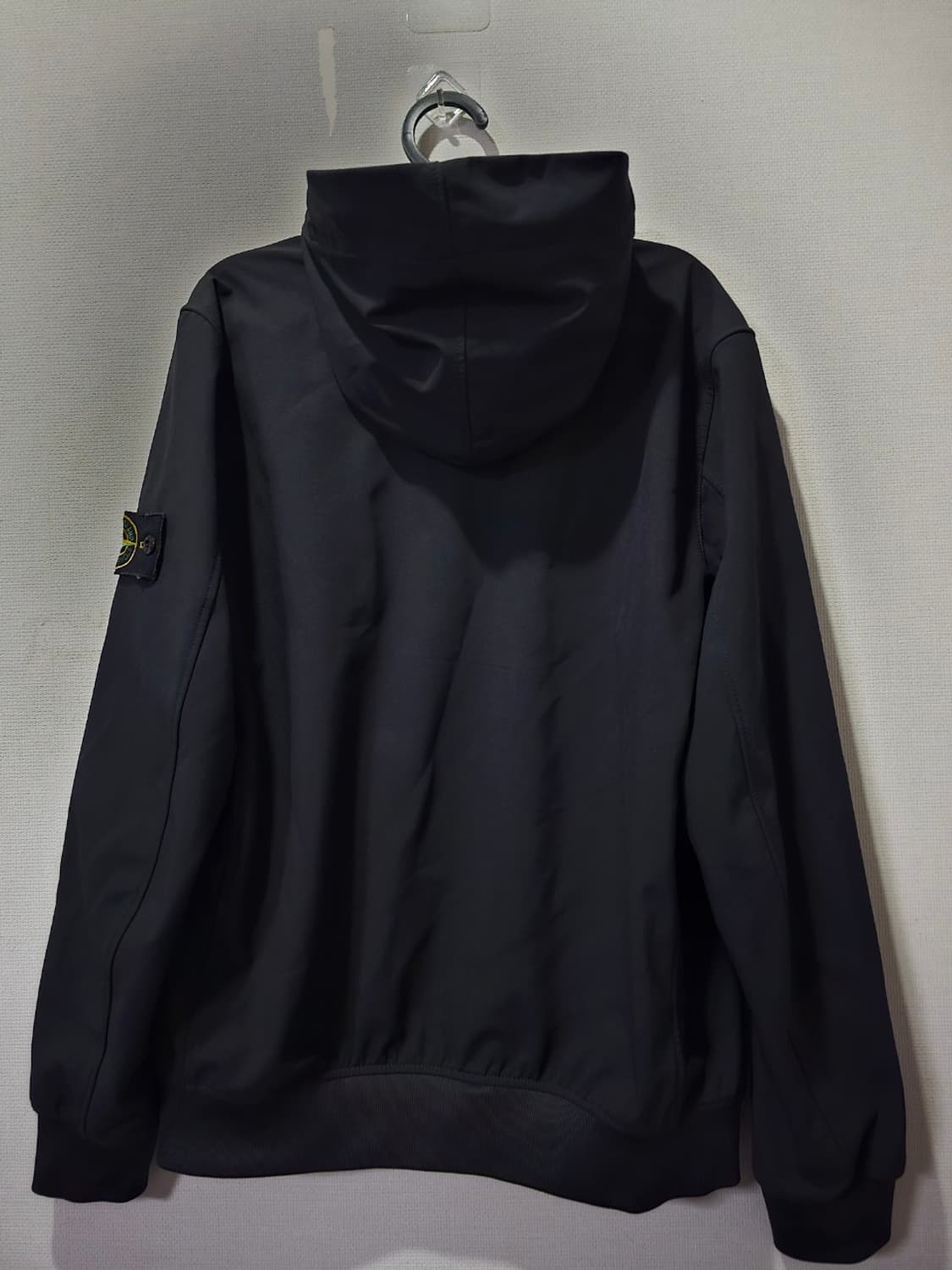 정품 스톤아일랜드 21SS 소프트쉘 후드 자켓 95 /M 상품이미지3