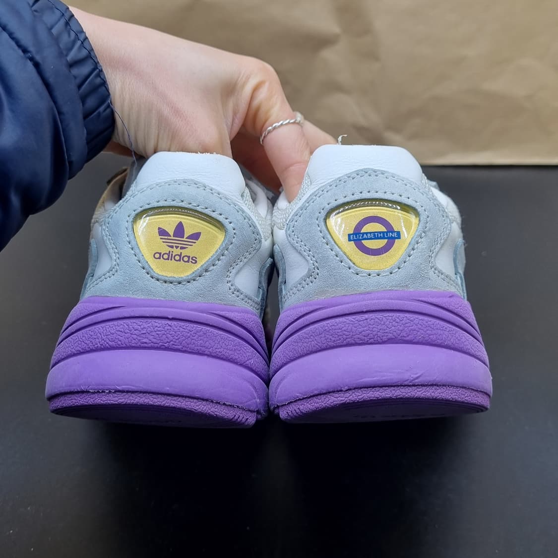 아디다스 팔콘 운동화 225 상품이미지4