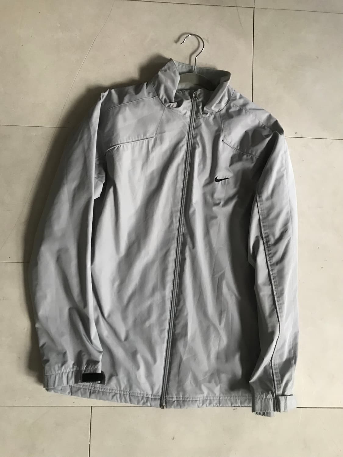 나이키 연그레이 바람막이 상품이미지8