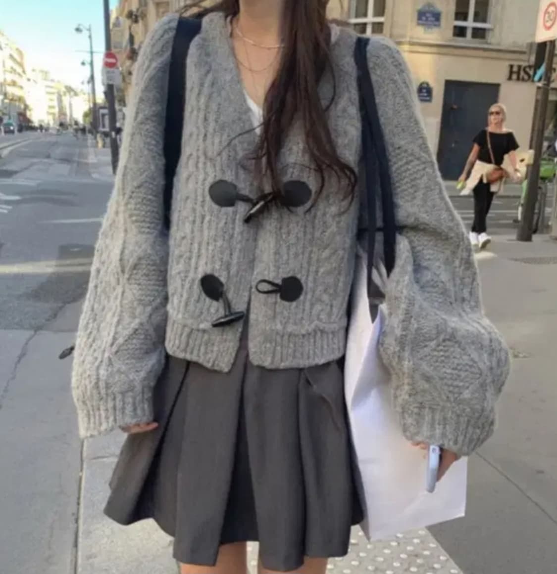 새상품) Poster 꽈배기 토글 가디건 상품이미지1