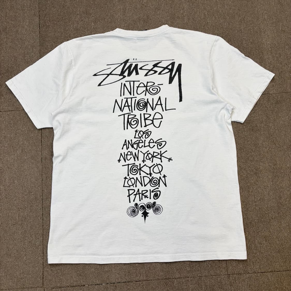 stussy 스투시 트라이브 스택 티셔츠 m  상품이미지1