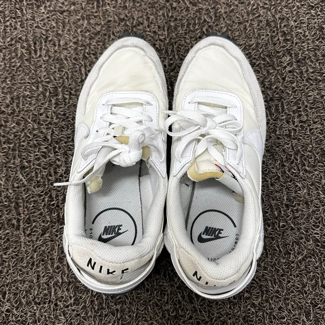 NIKE 나이키 와플 데뷰 여성 운동화 240 상품이미지5