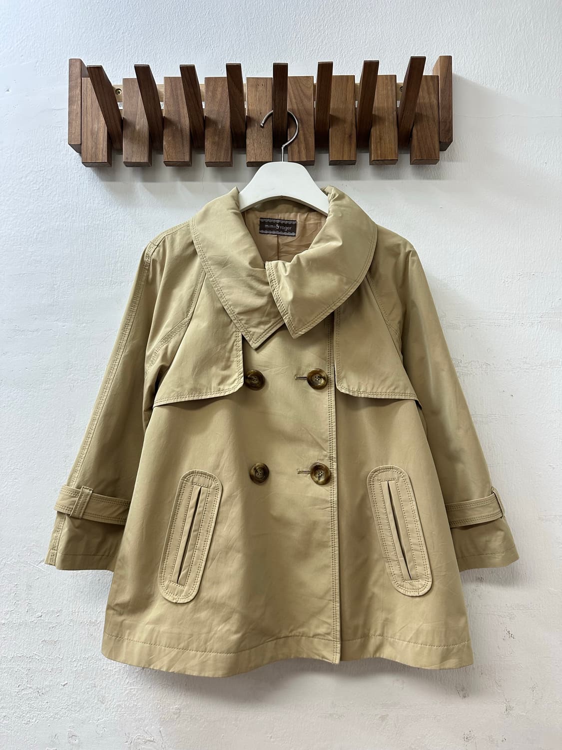 일본빈티지 mini roger 카라포인트 더블 버튼 숏 트렌치 코트 상품이미지1