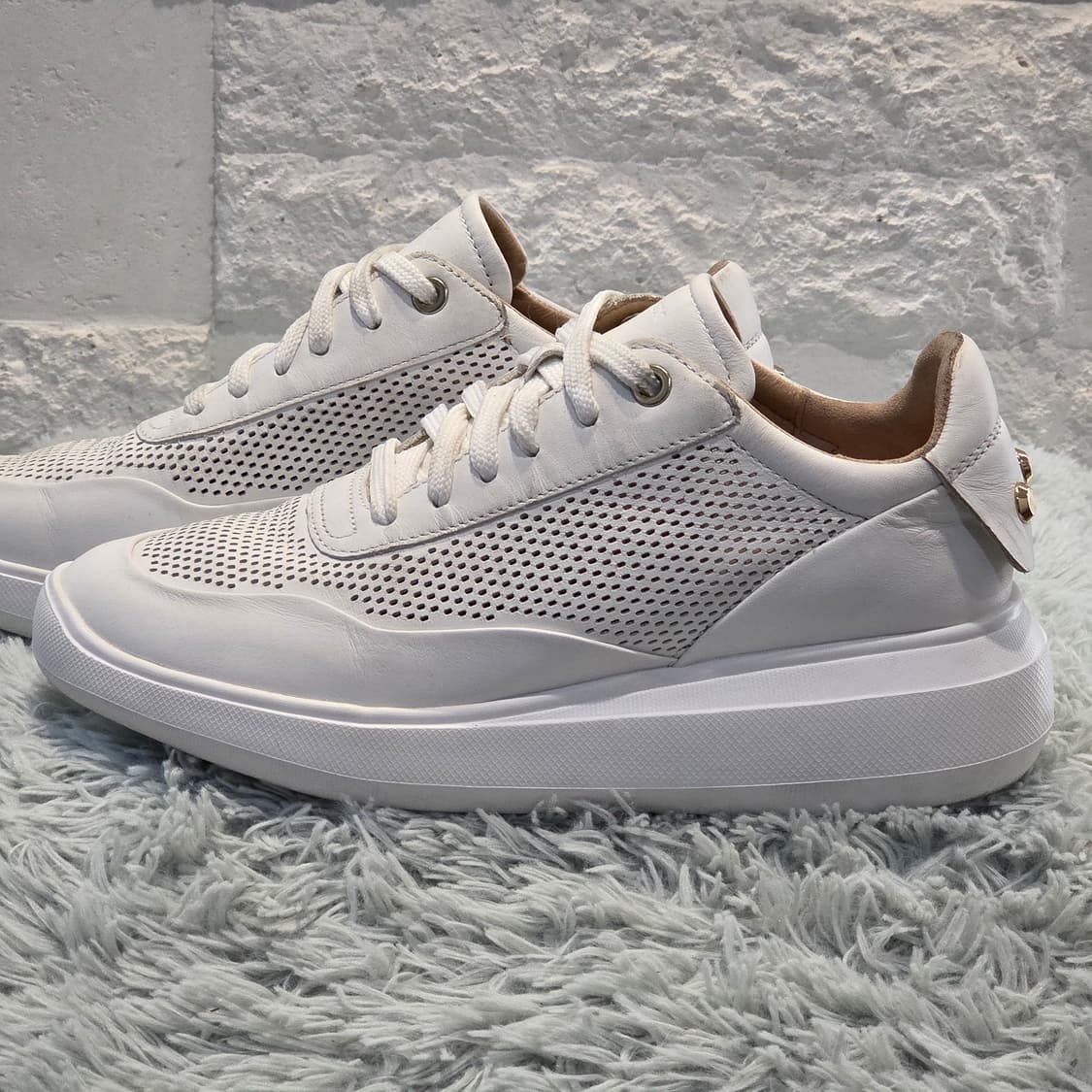 7a-9:제옥스 여성 화이트 가죽 스니커즈(36 EU / 230 mm) 상품이미지2