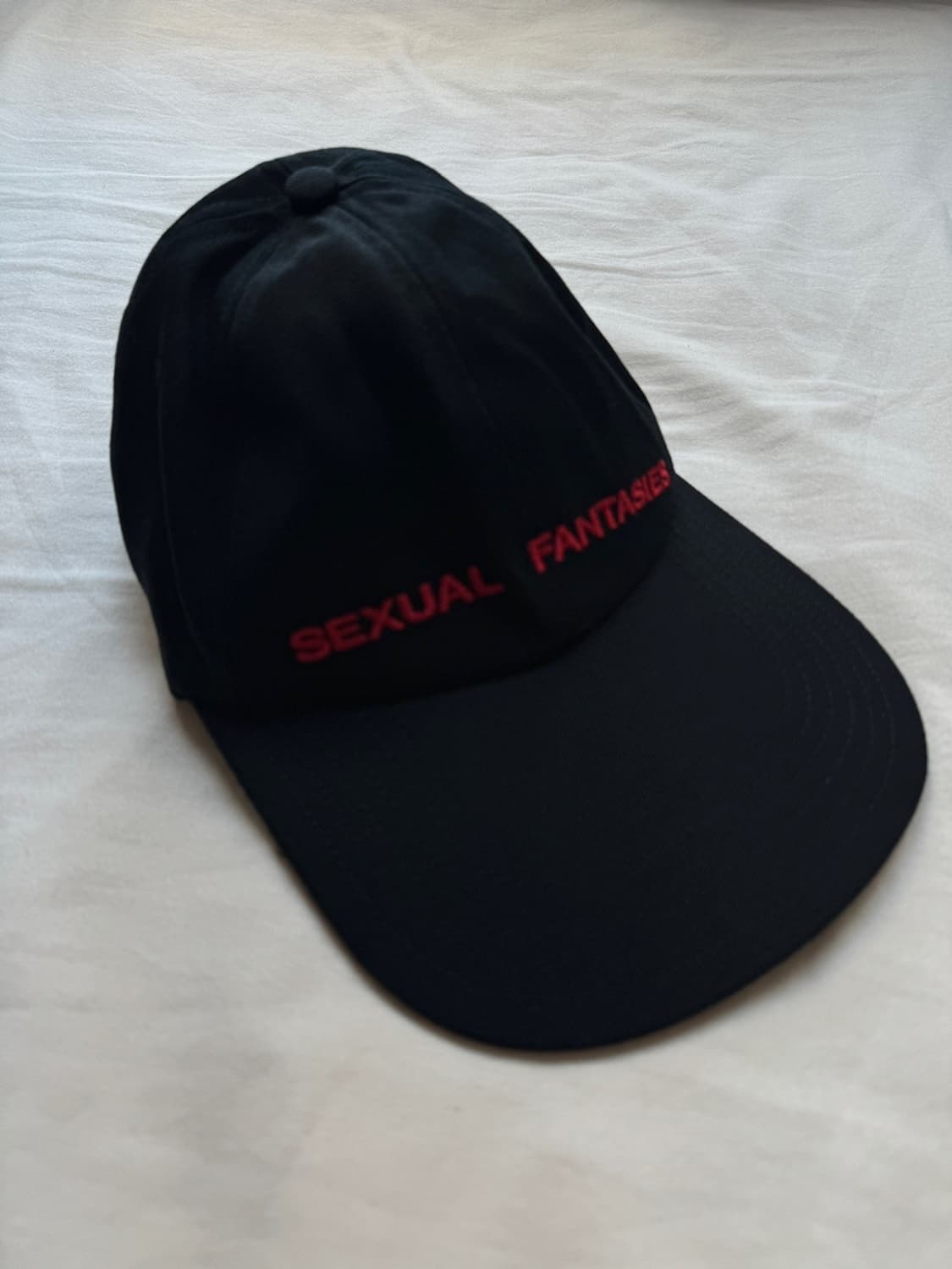 베트멍 섹슈얼 판타지 볼캡  VETEMENTS 모자 블랙  상품이미지4